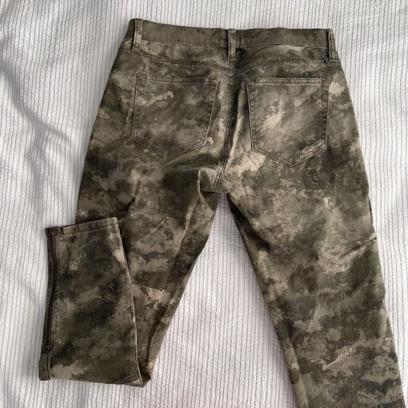 Urban Outfitters BDG Camo Skinny Jean - Picture 4 of 4